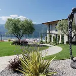 Dorato Marina - Lakefront * كوليكو
