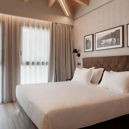 Dorato Marina - Lakefront *