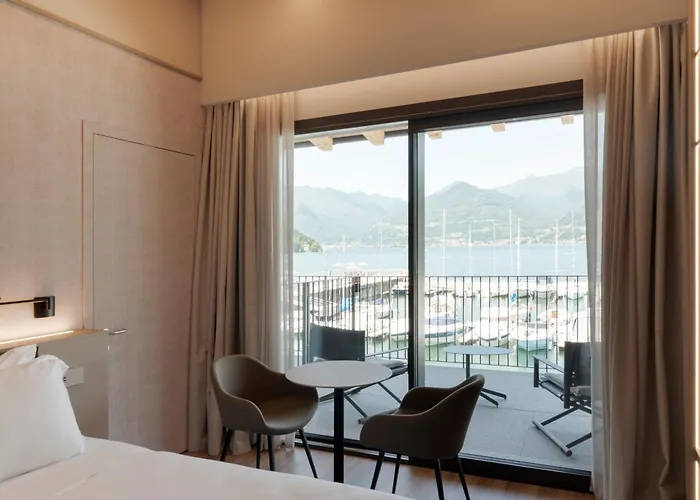 Hotel Dorato Marina - Lakefront