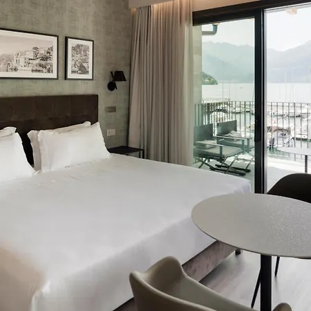 Dorato Marina - Lakefront Lodge Colico
