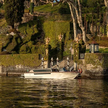 Dorato Marina - Lakefront فندق