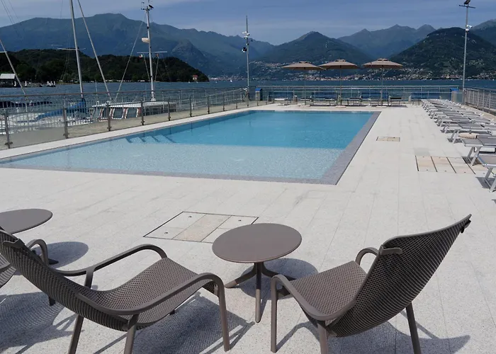 Dorato Marina - Lakefront