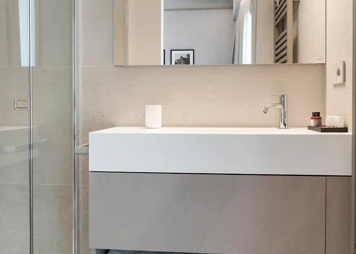 Dorato Marina - Lakefront Orman Evi