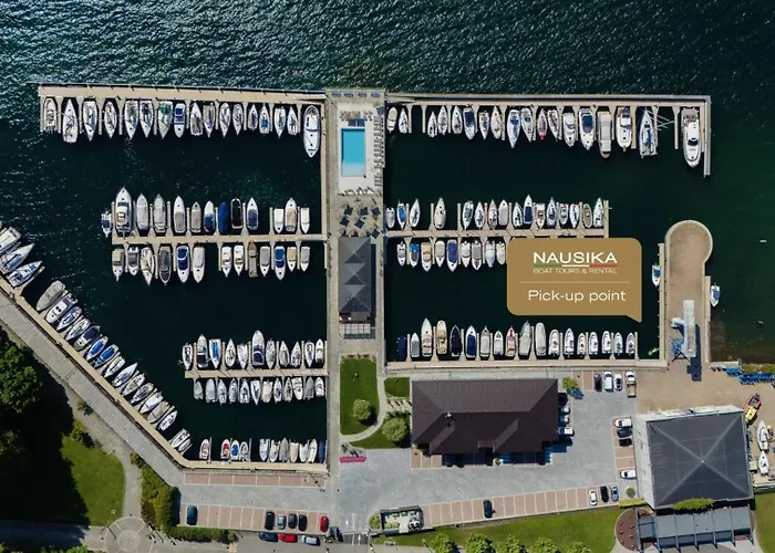 Dorato Marina - Lakefront