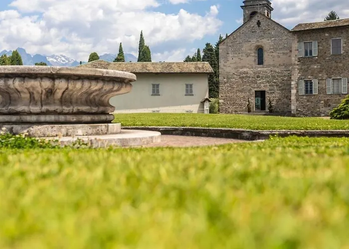 Dorato Marina - Lakefront *