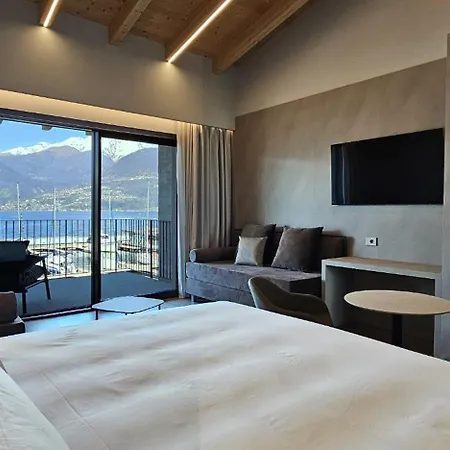 Dorato Marina - Lakefront Chata Colico