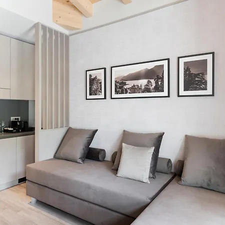 Dorato Marina - Lakefront Chata Colico